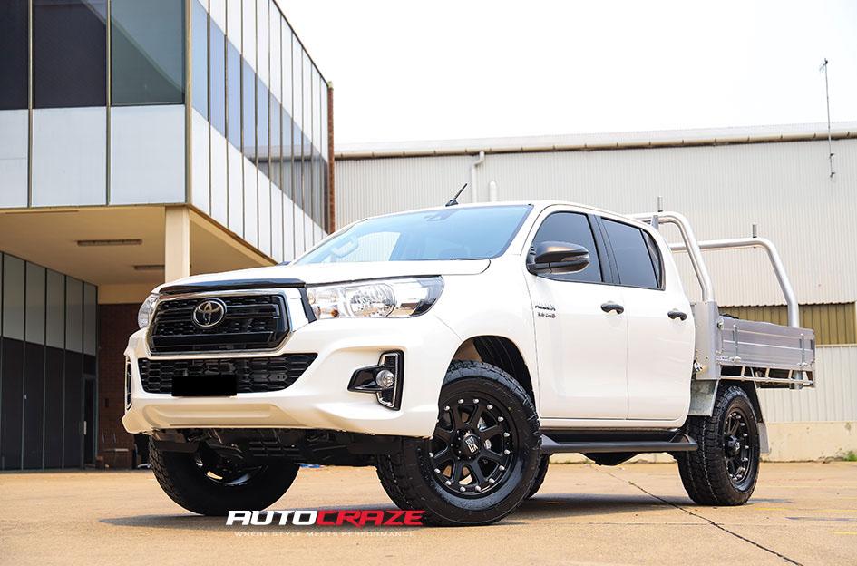 TOYOTA HILUX N80 4WD ADDICT MATTE BLACK